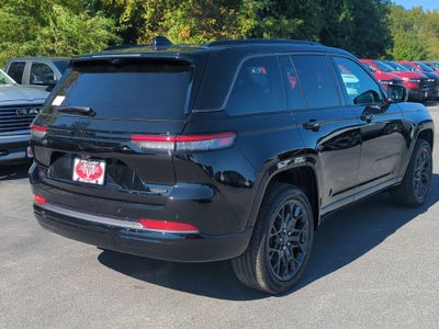 2027 Jeep Grand Cherokee Summit