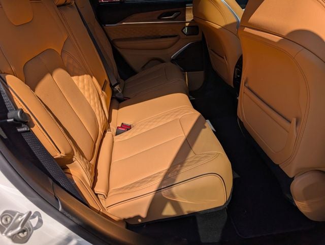 2026 Jeep Grand Cherokee Summit