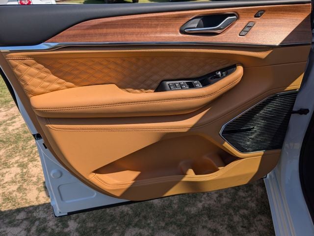 2026 Jeep Grand Cherokee Summit