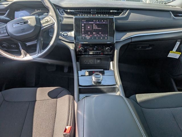 2026 Jeep Grand Cherokee L Laredo