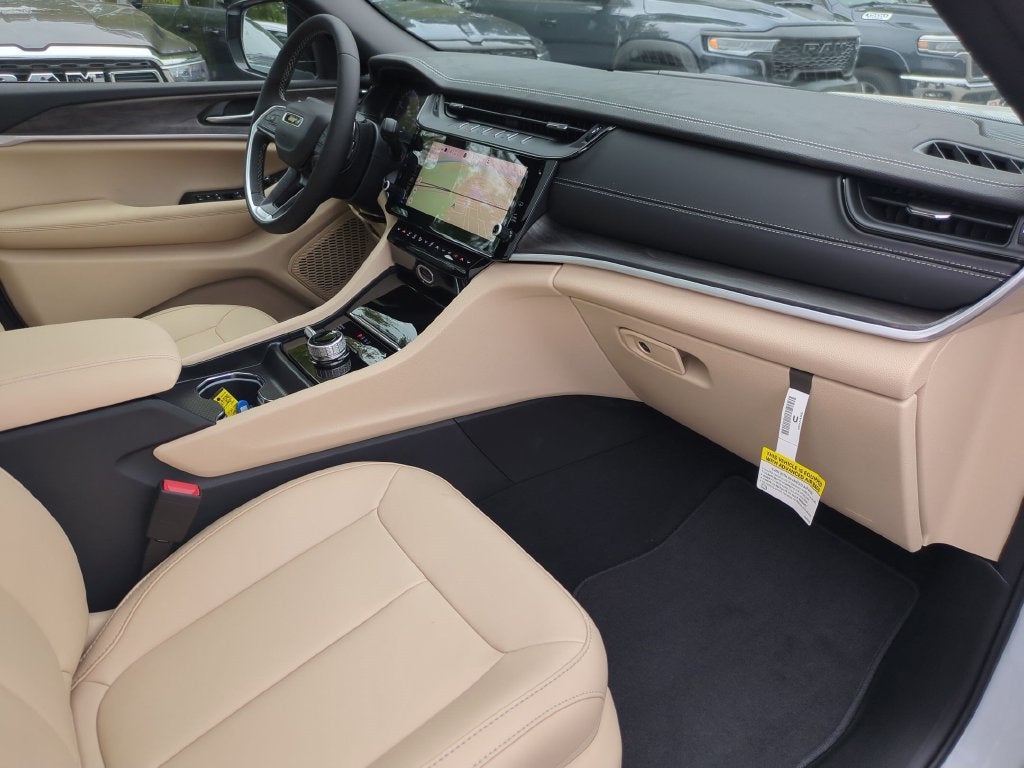 2027 Jeep Grand Cherokee L Limited