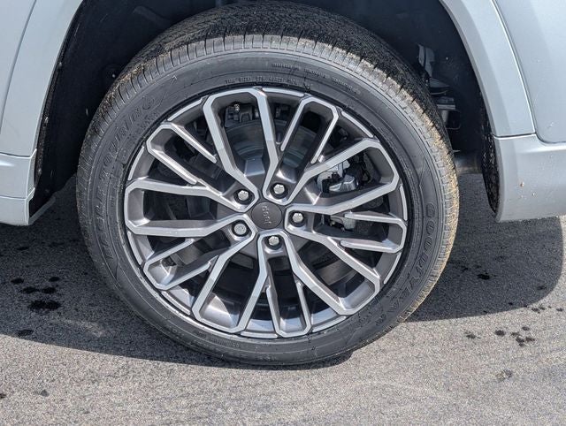2026 Jeep Grand Cherokee L Summit