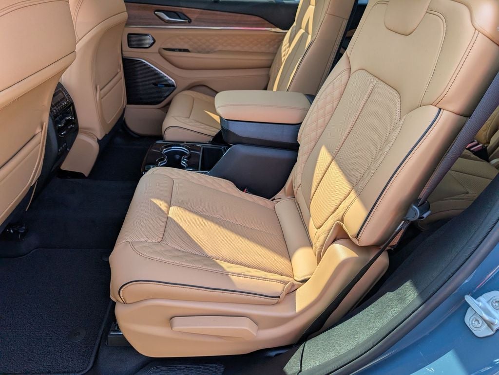 2026 Jeep Grand Cherokee L Summit