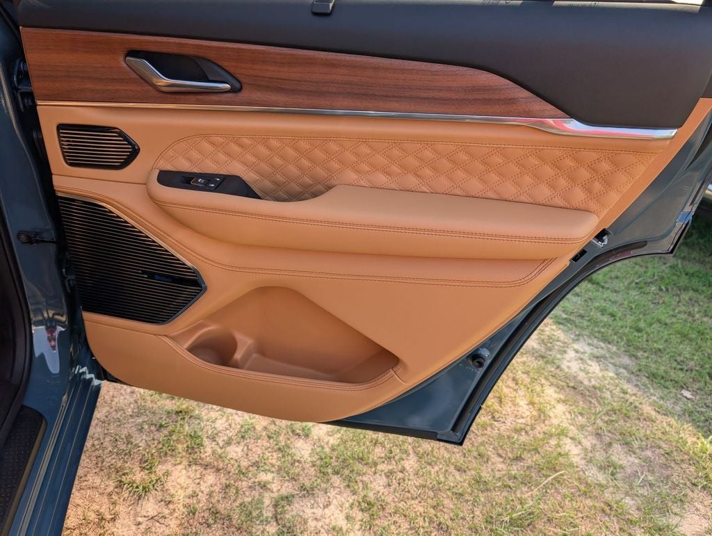 2026 Jeep Grand Cherokee L Summit