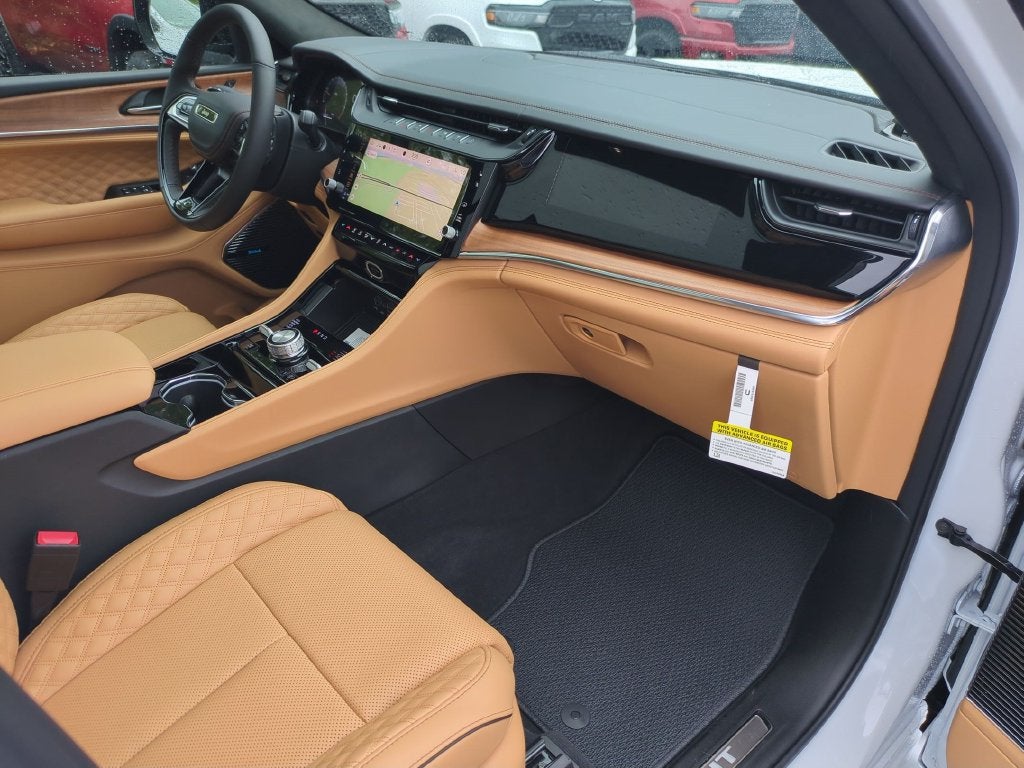 2027 Jeep Grand Cherokee L Summit