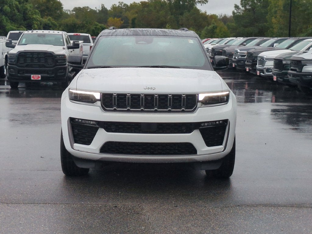 2027 Jeep Grand Cherokee L Summit