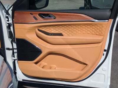 2027 Jeep Grand Cherokee L Summit