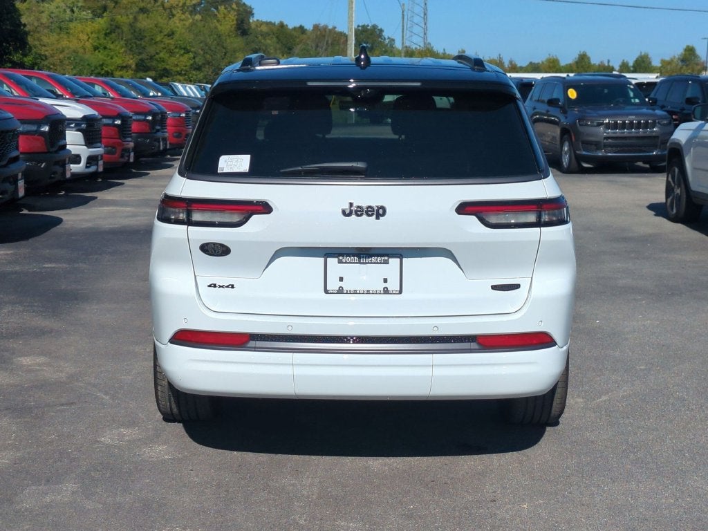 2027 Jeep Grand Cherokee L Summit