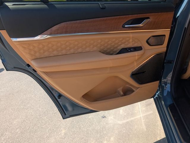 2026 Jeep Grand Cherokee L Summit