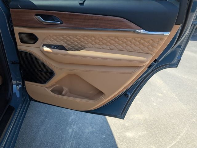 2026 Jeep Grand Cherokee L Summit