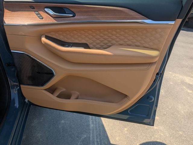 2026 Jeep Grand Cherokee L Summit