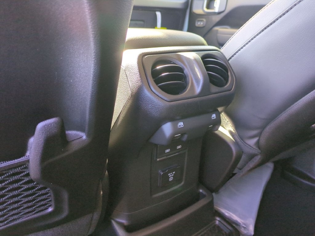 2027 Jeep Wrangler Moab 392