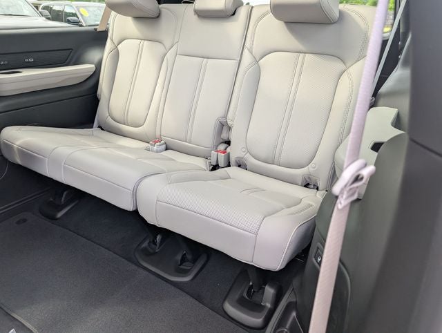 2026 Jeep Grand Wagoneer L 4x2