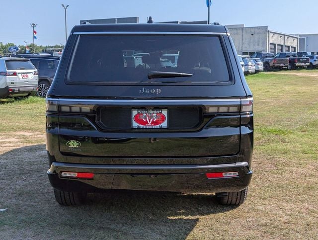 2026 Jeep Grand Wagoneer L 4x4