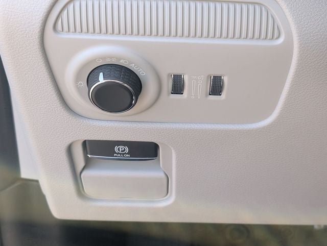2026 Jeep Grand Wagoneer L 4x4