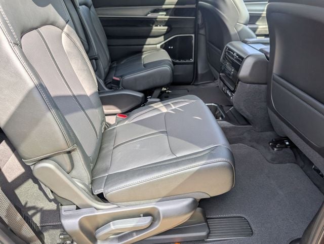 2026 Jeep Grand Wagoneer L Limited Altitude