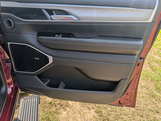 2026 Jeep Grand Wagoneer L Limited Altitude
