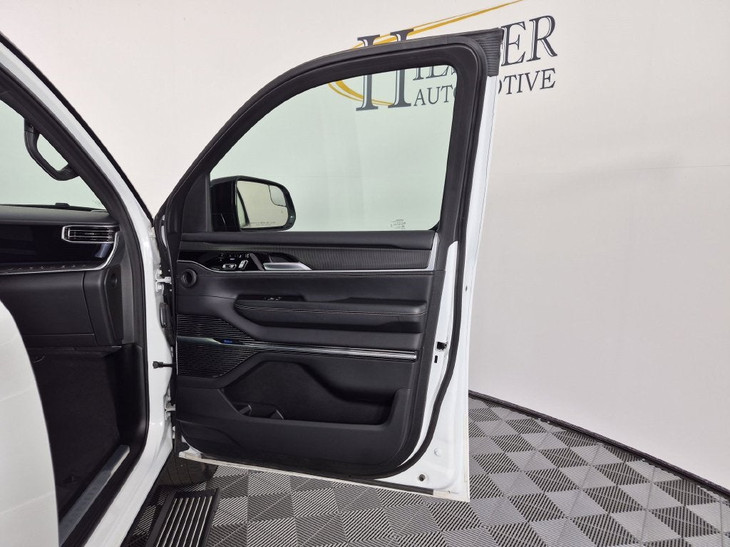 2024 Jeep Grand Wagoneer L Series II