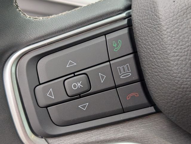2026 Jeep Grand Wagoneer 4x2