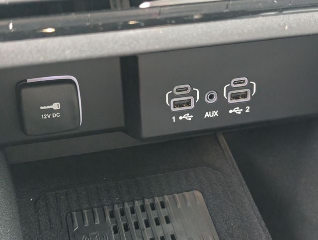 2026 Jeep Grand Wagoneer 4x2