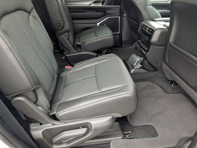 2026 Jeep Grand Wagoneer 4x2