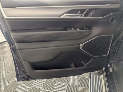 2025 Jeep Wagoneer Series II