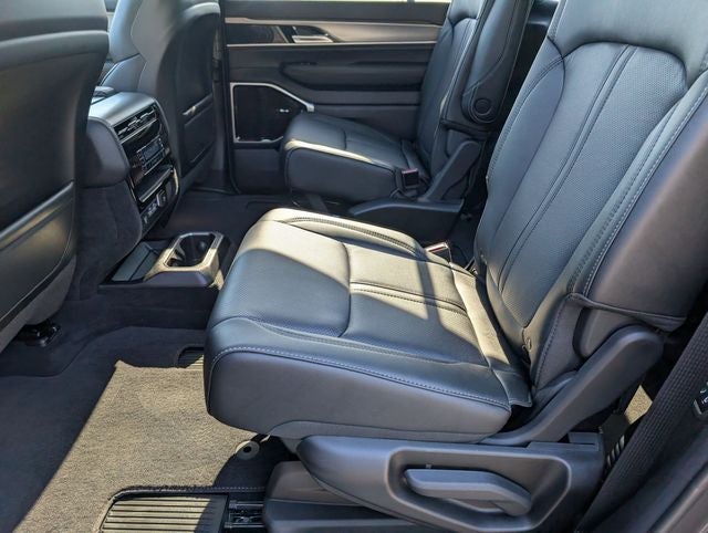 2026 Jeep Grand Wagoneer Limited Altitude