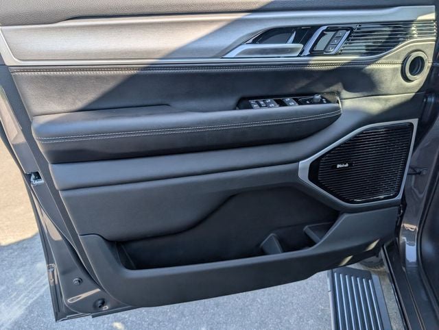 2026 Jeep Grand Wagoneer Limited Altitude