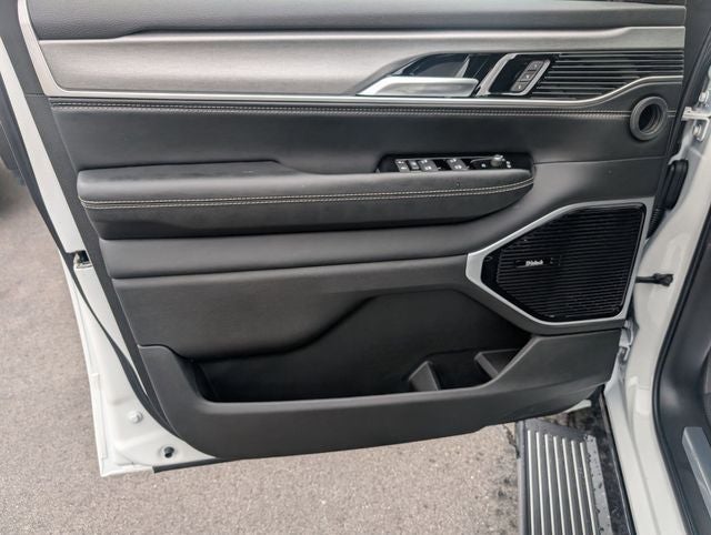 2026 Jeep Grand Wagoneer Limited Reserve