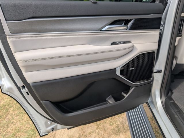 2026 Jeep Grand Wagoneer Limited Reserve