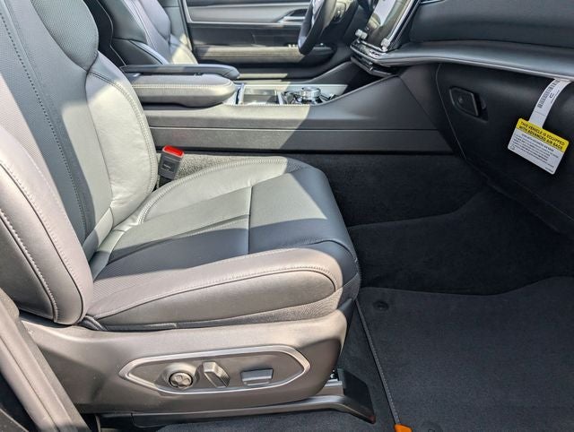 2026 Jeep Grand Wagoneer Limited Altitude