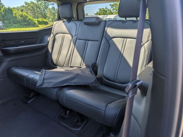 2026 Jeep Grand Wagoneer Limited Reserve