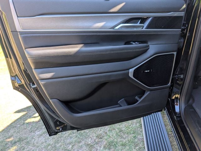 2026 Jeep Grand Wagoneer Limited Reserve