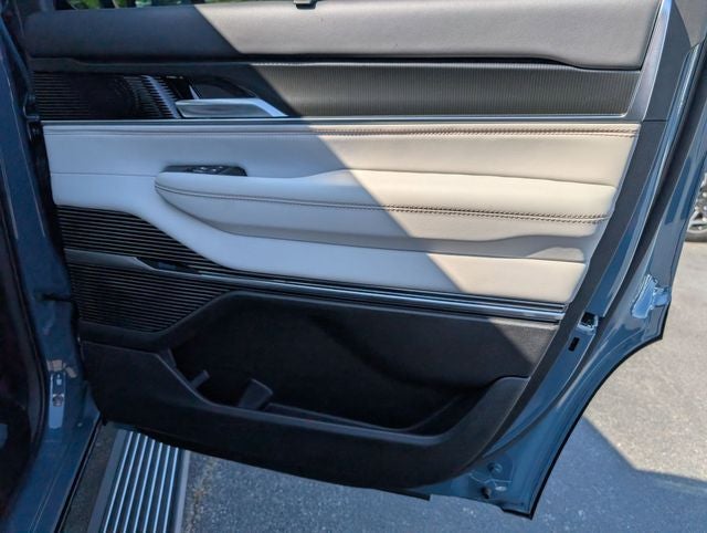 2026 Jeep Grand Wagoneer Summit Obsidian