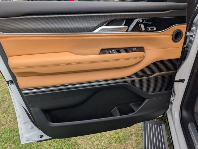 2026 Jeep Grand Wagoneer Summit Reserve