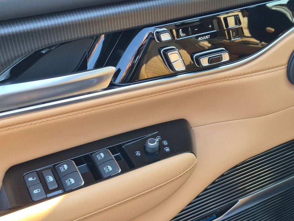 2026 Jeep Grand Wagoneer Summit Reserve