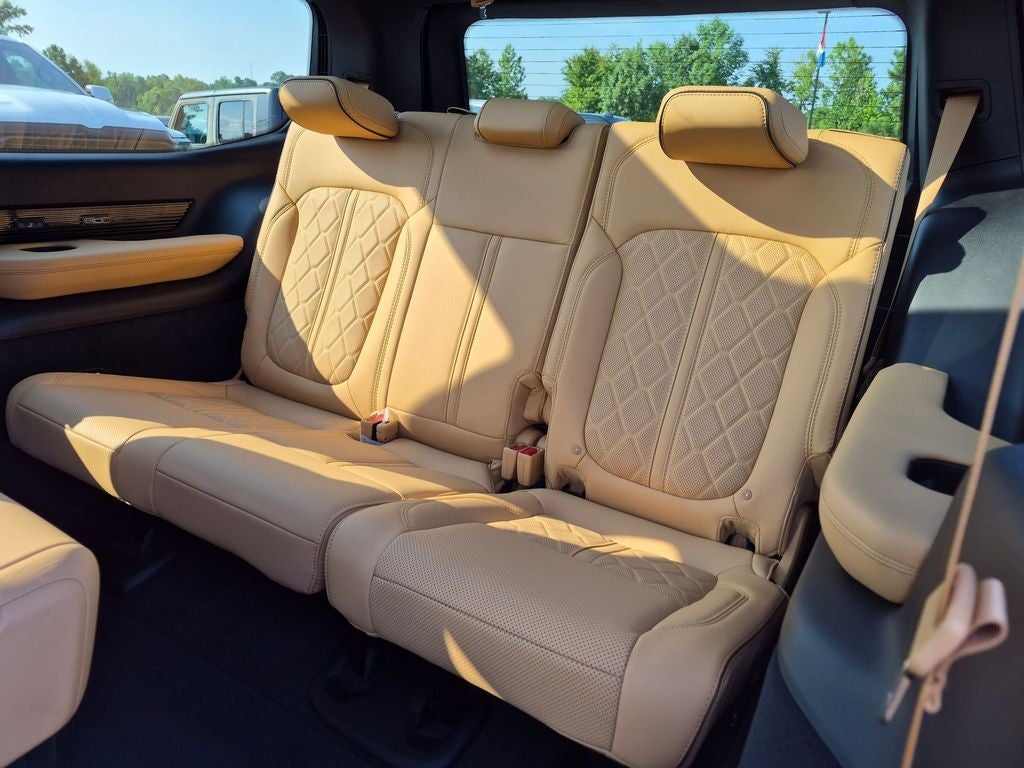2026 Jeep Grand Wagoneer Summit Reserve