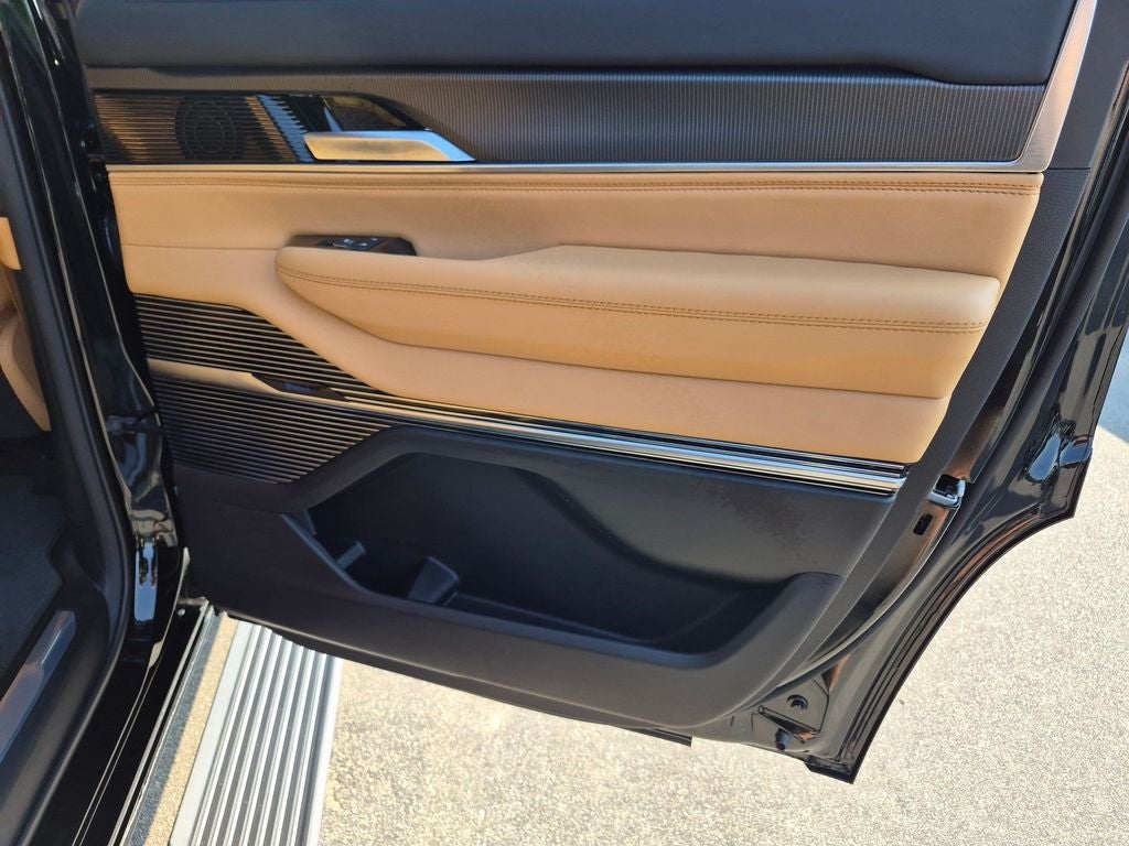 2026 Jeep Grand Wagoneer Summit Reserve