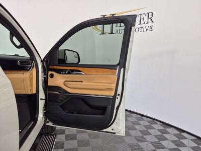 2022 Jeep Grand Wagoneer Series III