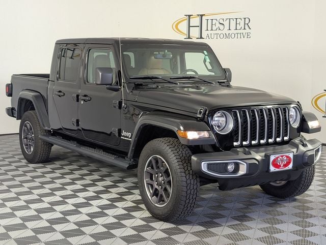 2023 Jeep Gladiator Overland