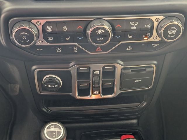 2023 Jeep Gladiator Overland