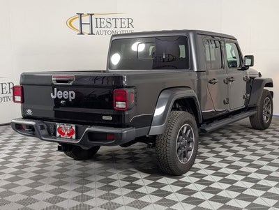 2023 Jeep Gladiator Overland