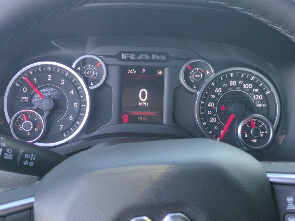 2027 RAM 1500 Big Horn/Lone Star