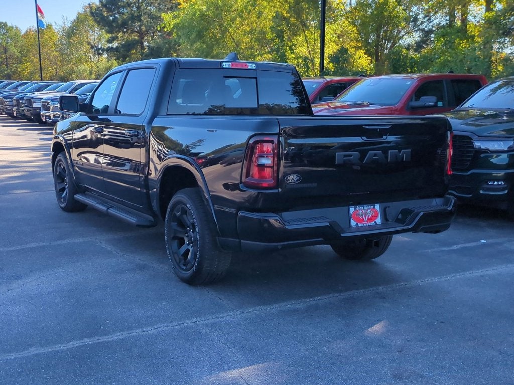 2027 RAM 1500 Big Horn/Lone Star