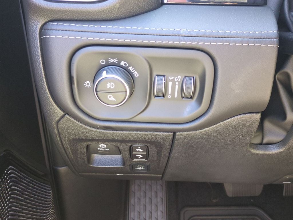 2027 RAM 1500 Limited
