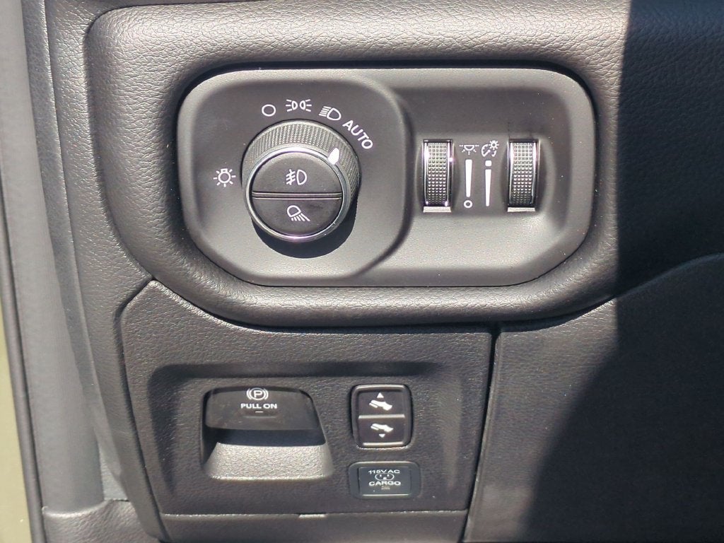 2027 RAM 1500 Laramie