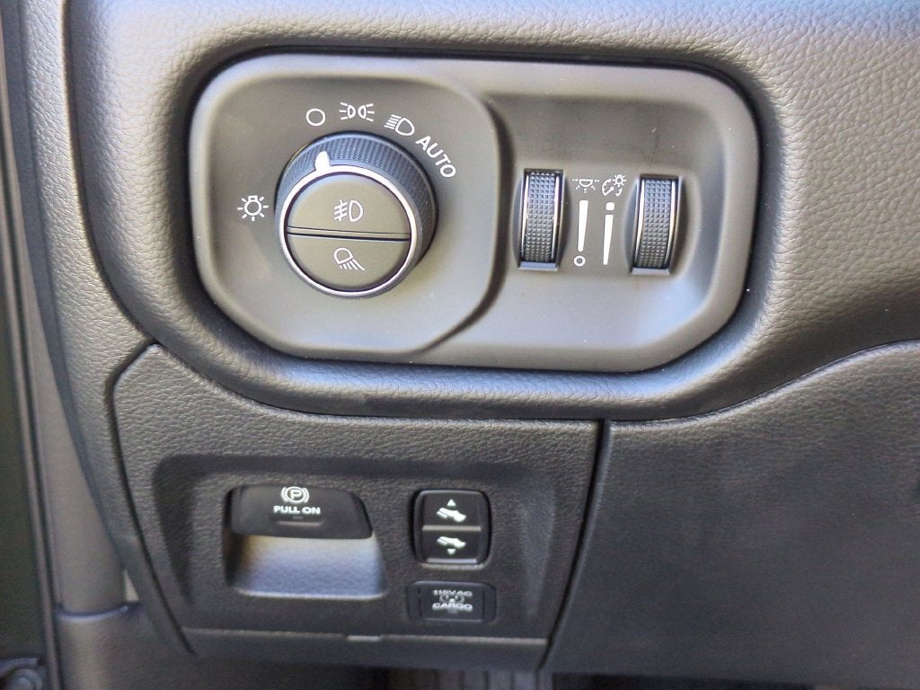 2027 RAM 1500 Laramie