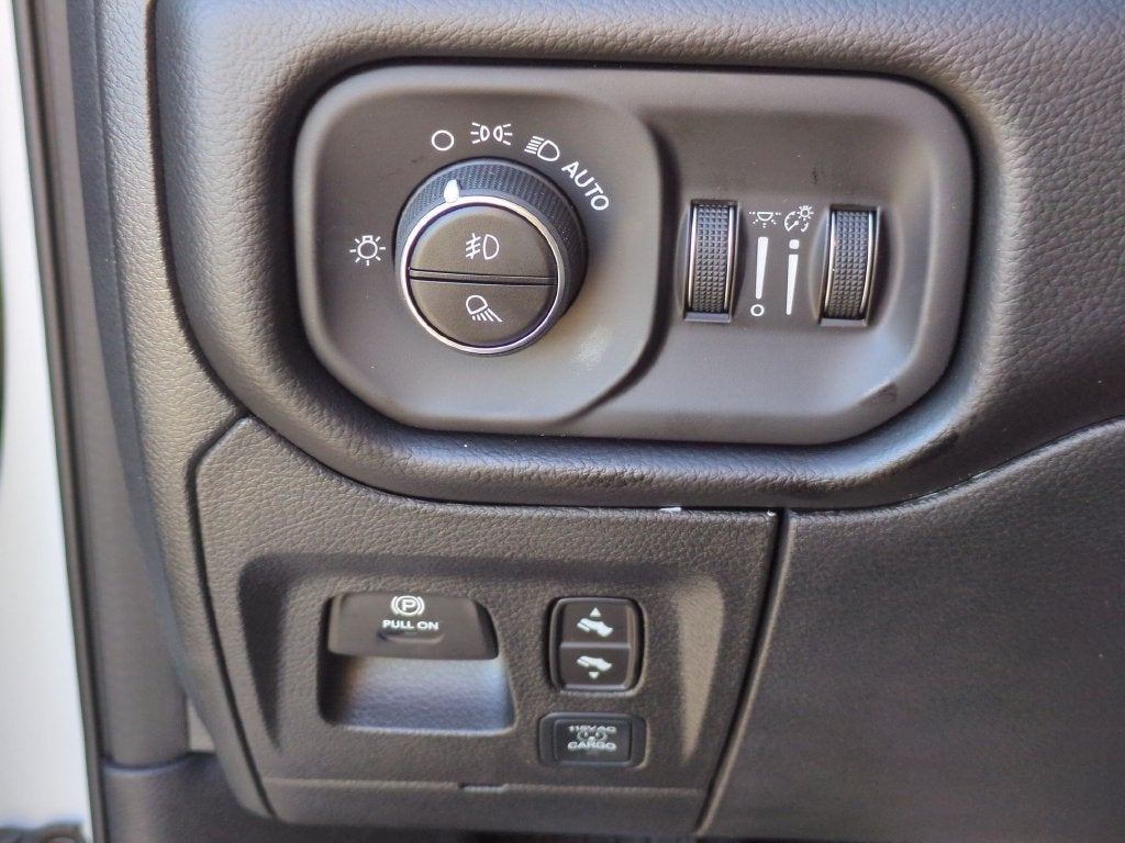 2027 RAM 1500 Laramie