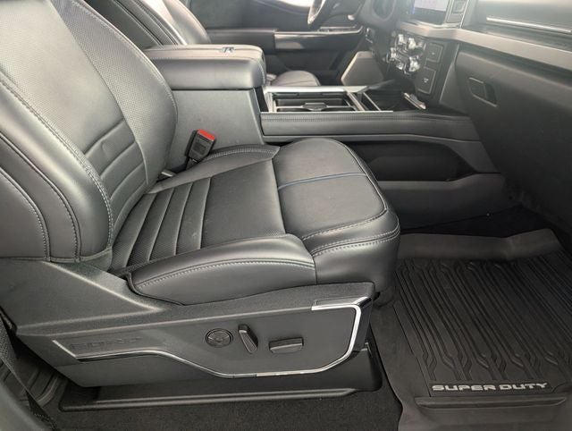 2025 Ford F-250SD Platinum