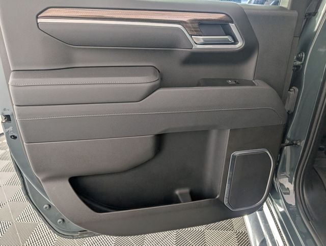 2025 Chevrolet Silverado 1500 LT LT1